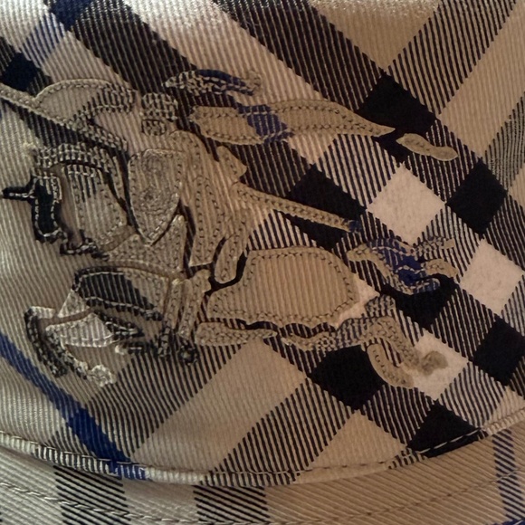 Burberry Check EKD Bucket Hat - Picture 4 of 4
